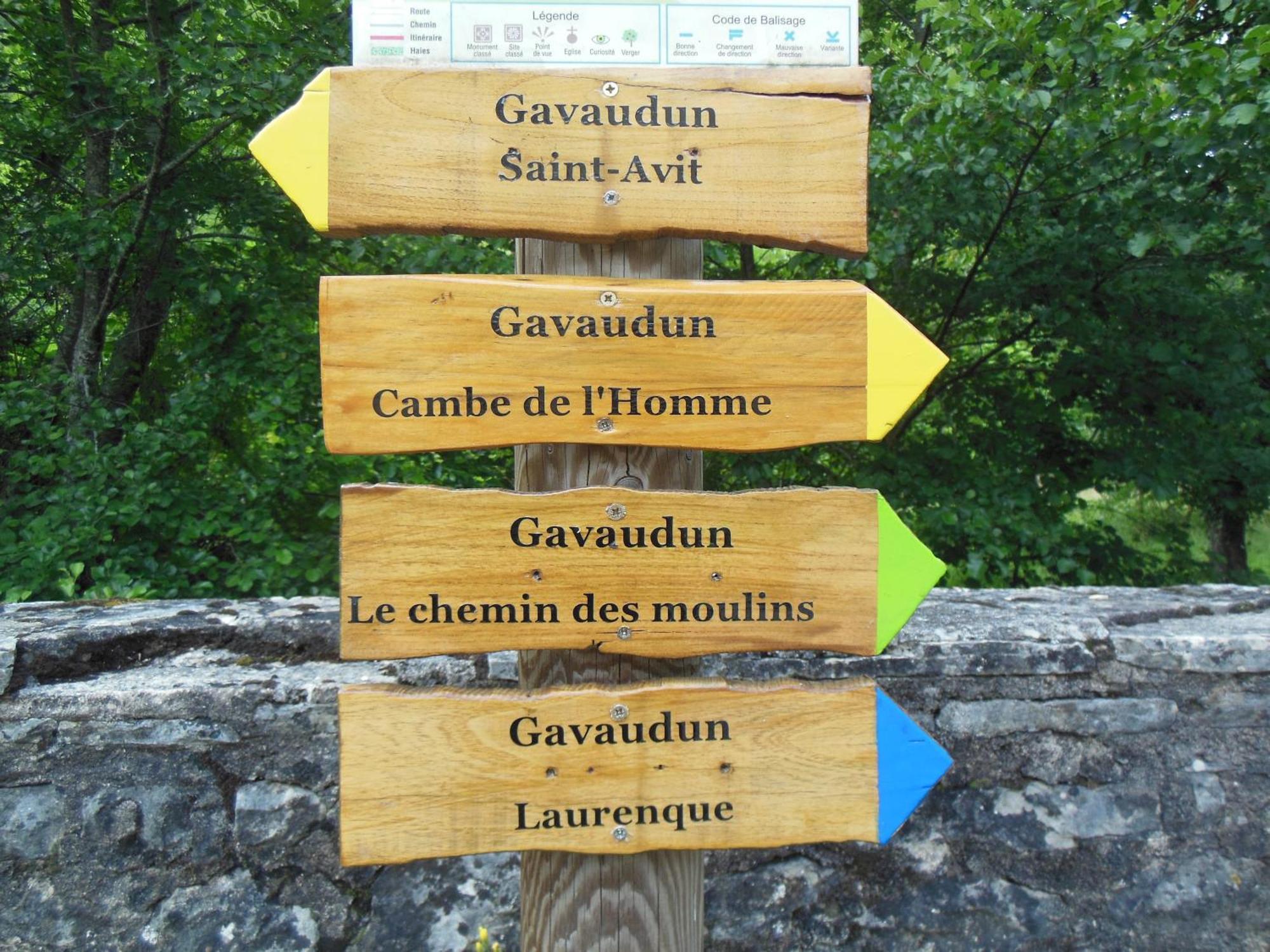 Hauts De Sentelines Sejour Authentique En Pleine Nature Gavaudun エクステリア 写真